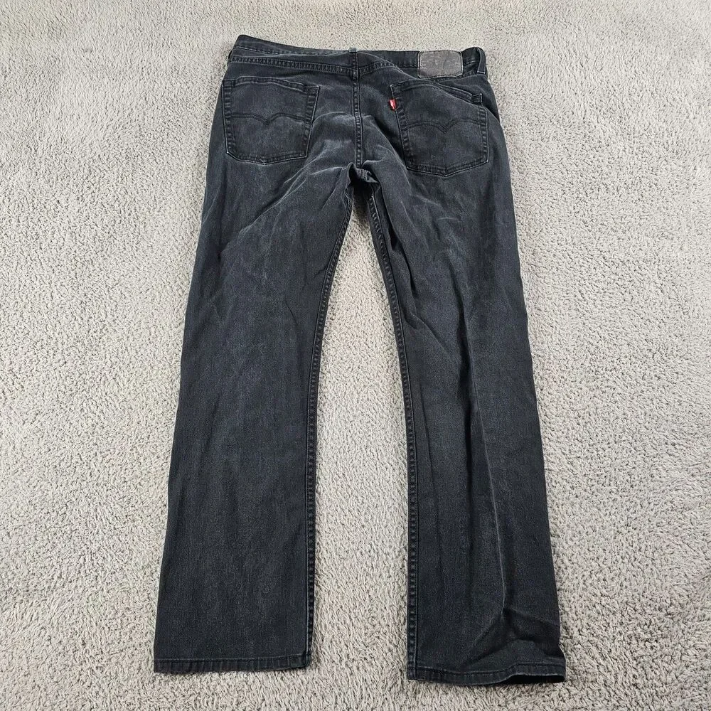 Levis ** this